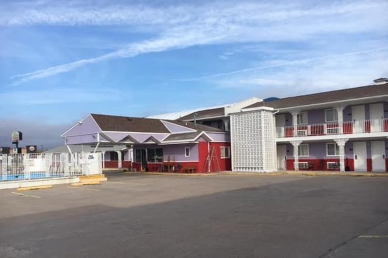 Circle S Motel Cozad Exterior photo